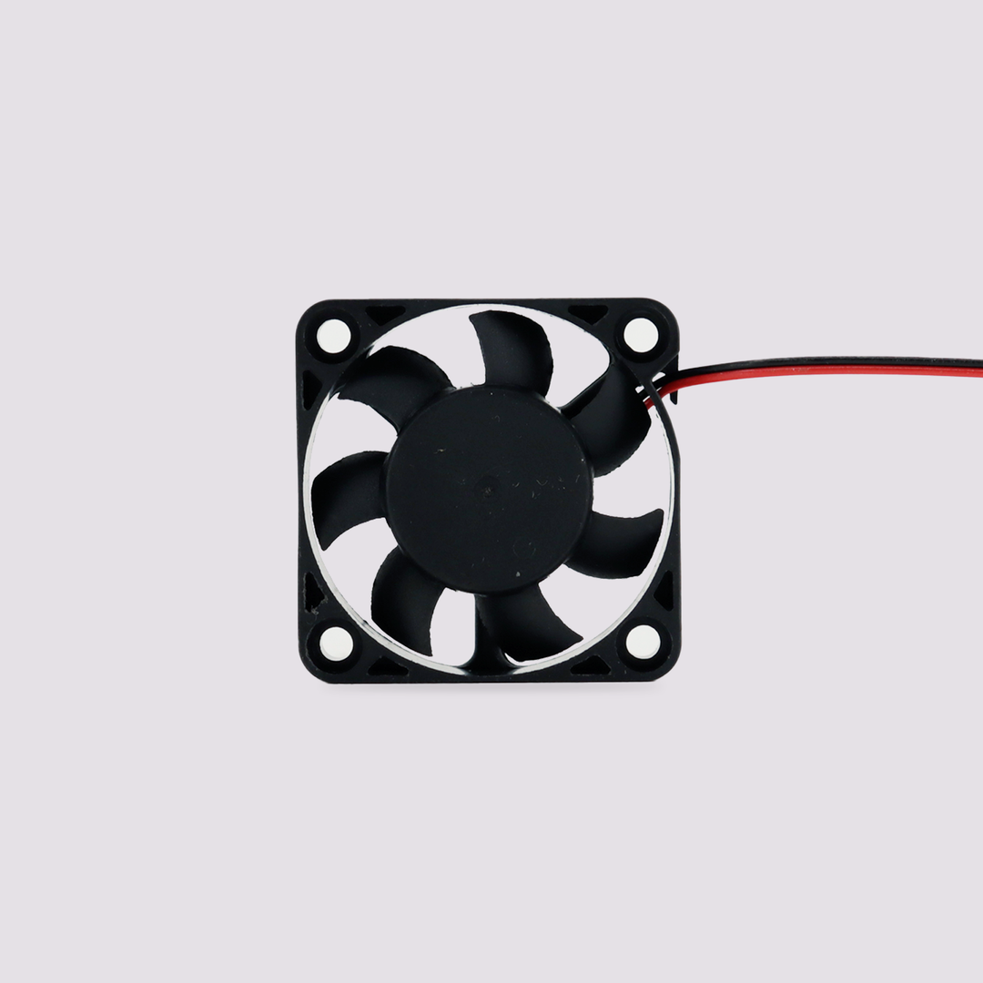 <tc>Plus</tc>5 Ventoinhas da Placa-Mãe